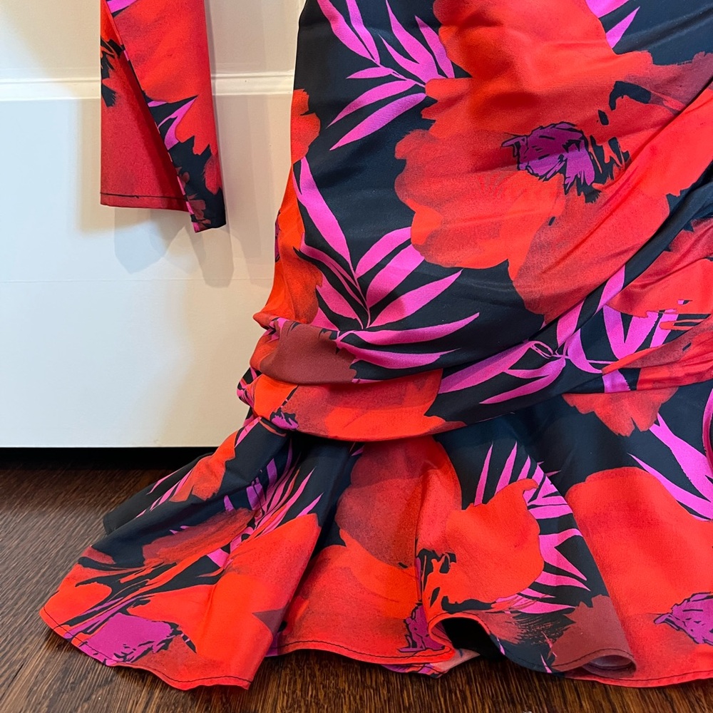 Veronica Beard Lorina Dress in Multi-Colored Poppy - Picture 5 of 11